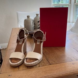 Valentino size 38 nude espadrille wedges